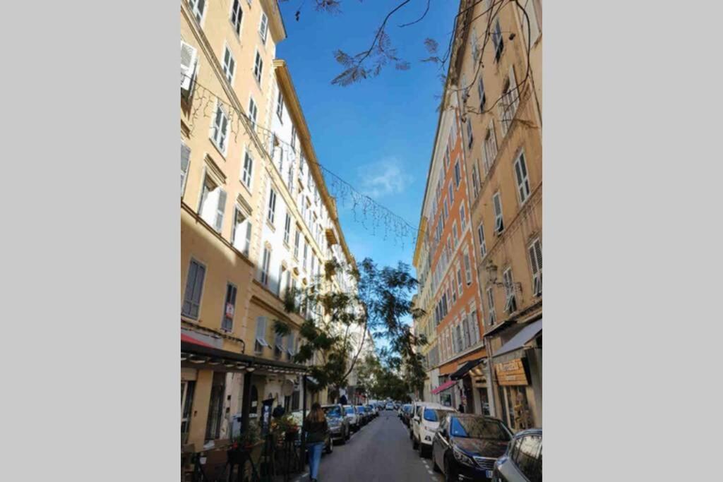 Appartement Vue Mer Avec Parking Gratuit Sur Place Бастия Экстерьер фото
